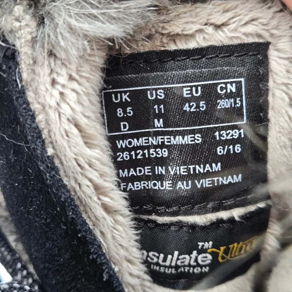 Clarks Women's Winter Waterproof Snow Boots Thinsulate Faux Fur Lined Black 11